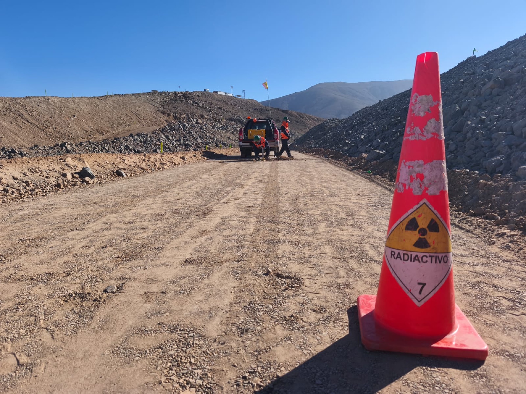 Control de densidad en camino minero — FIC Servicios en terreno